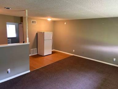 Main picture of 217 N Hamilton St