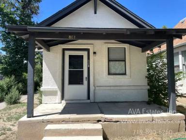 Main picture of 801 E 6th St