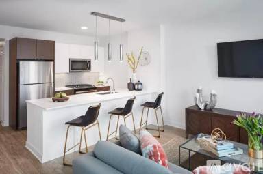 Main picture of The Paragon