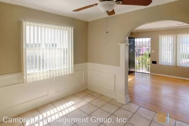 Main picture of 2918 Lincoln Ave