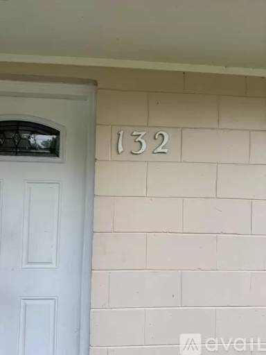 Main picture of 132 Pearlwood St