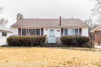 Main picture of 8732 Marcella Ave