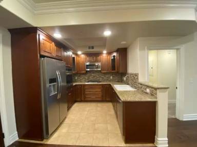 Main picture of 11100 Riverside Dr