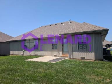 Main picture of 660 N Montego St