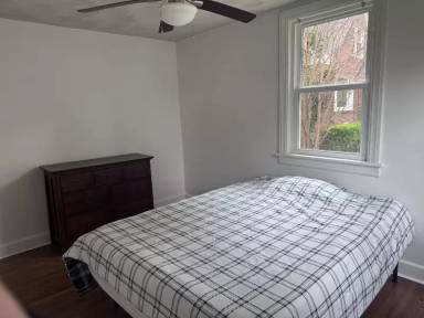 Main picture of 2701 Bainbridge Blvd