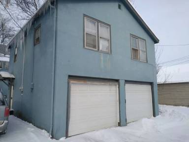 Main picture of 724 11th St N