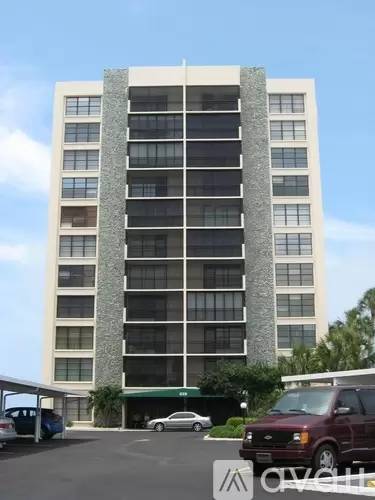 Main picture of 627 Alhambra Rd