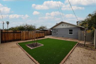 Main picture of 3827 N 18th St