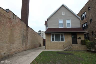 Main picture of 4124 N Pulaski Rd