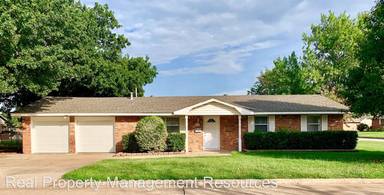 Main picture of 2308 Elwood Dr