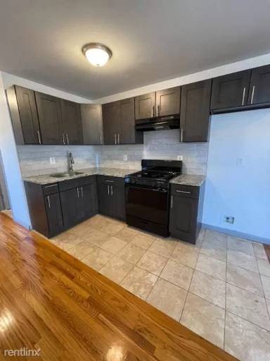 Main picture of 294 Randolph Ave