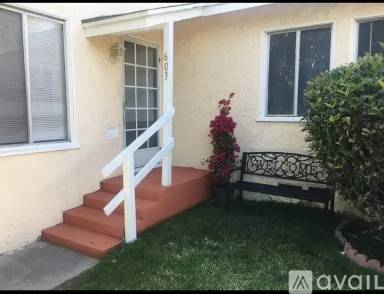 Main picture of 603 N Rosemary Ln
