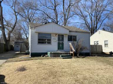 Main picture of 21415 Atlantic Ave