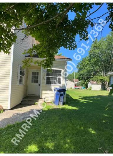 Main picture of 380 N Market St