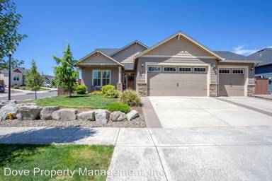 Main picture of 141 N 40th Ave