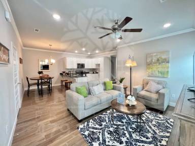 Main picture of 3009 N Conway Dr
