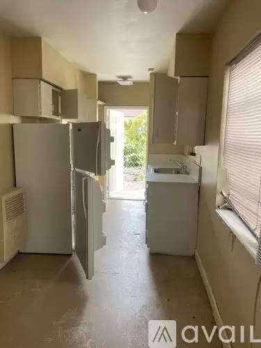 Main picture of 340 NE 55th Ter