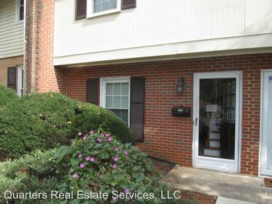 Main picture of 121 Vineyard Park Rd