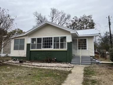 Main picture of 1645 Woodland Ave SW