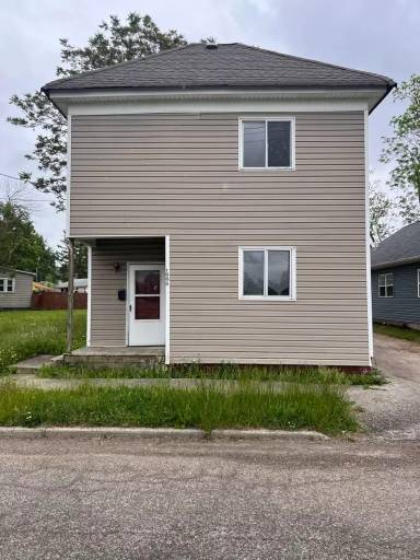 Main picture of 1005 W Kilgore Ave