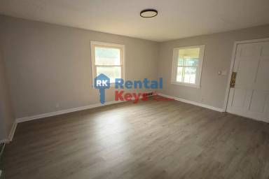Main picture of 732 Wall St