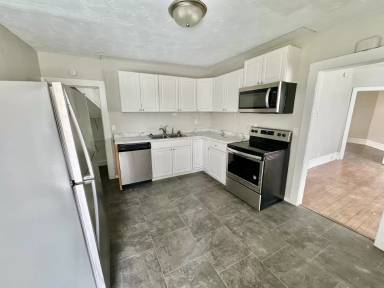 Main picture of 313 7th St S