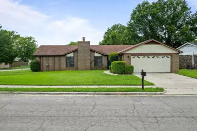 Main picture of 1028 Kinsey Dr SE