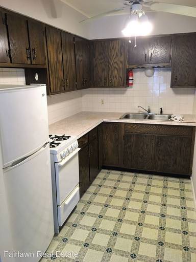 Main picture of 202 S Munroe St