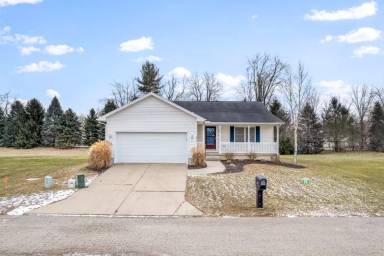 Main picture of 2017 Green Acres Rd