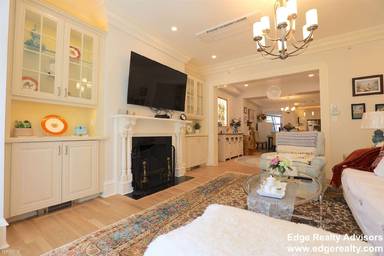 Main picture of 31 Massachusetts Ave