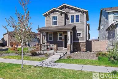 Main picture of 4761 Joplin St