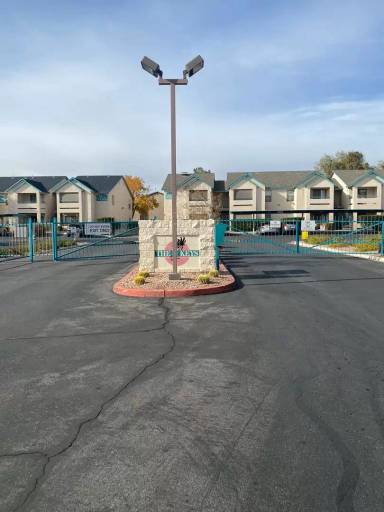 Main picture of 5271 Lindell Rd