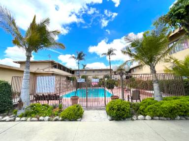 Main picture of Courtyard Apartments