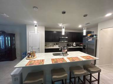 Main picture of 1261 Regal King Dr