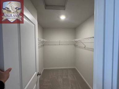 Main picture of 2642 NE 116th Pl