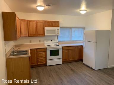 Main picture of 625 Sullivan Ln