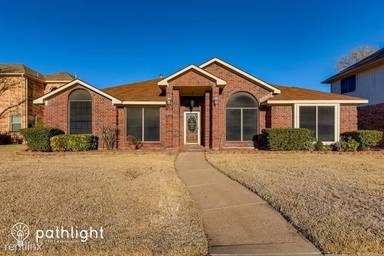 Main picture of 1611 Brenwood Dr