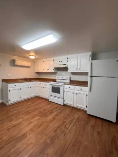 Main picture of 220 Dingledine St