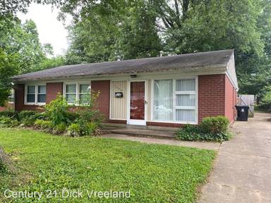 Main picture of 3504 Terrier Ln