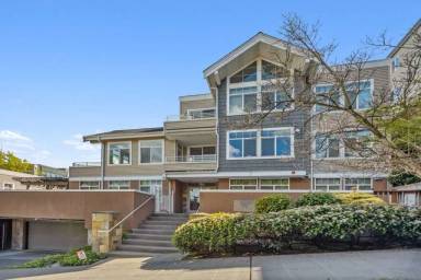 Main picture of 611 Highland Dr