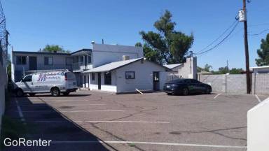 Main picture of 2719 W Maryland Ave Apartments