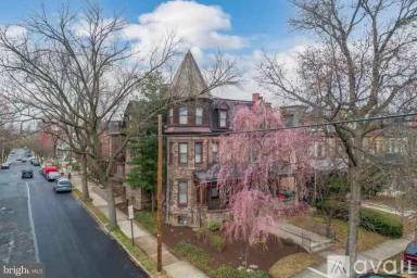 Main picture of 800 N 3rd St