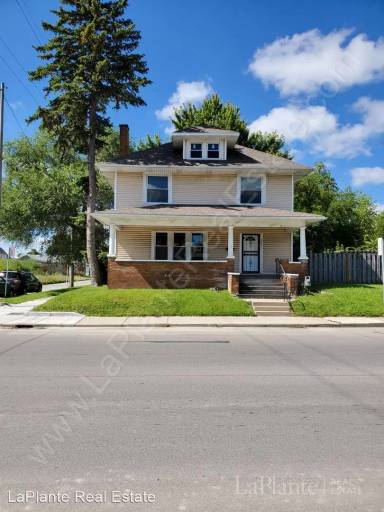 Main picture of 2001 Lagrange St