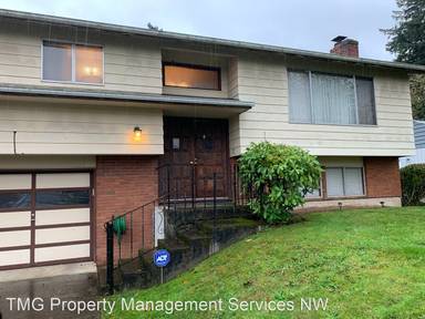 Main picture of 14608 NE Broadway