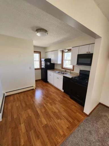 Main picture of 7225 Valley Pl