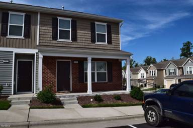 Main picture of 3900 Swinton St