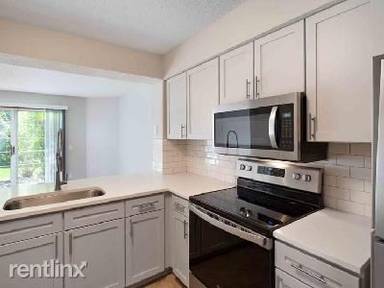 Main picture of 8630 Summer Wind Alcove