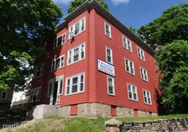 Main picture of 46 Oak Ave