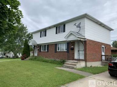 Main picture of 38 Bronx Dr