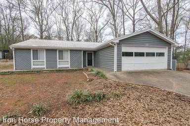 Main picture of 137 Hight Dr